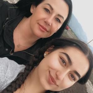 Meet your Posher, Casey